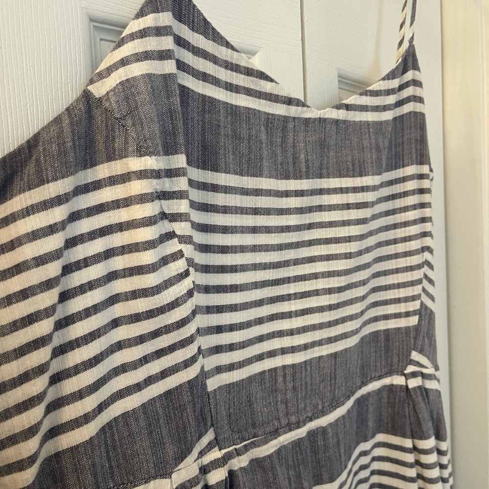 Old Navy Stripped Dress - Picture 2 of 4